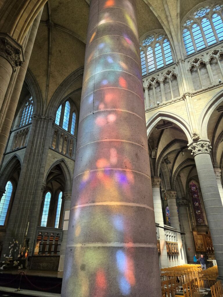 Pallet of coloured light